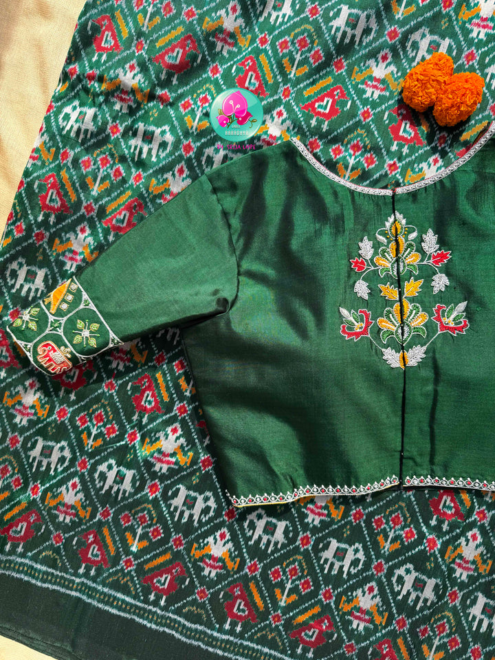 The Heritage Chronicle: Forest Green & Mustard Narikunj Double Ikkat Saree