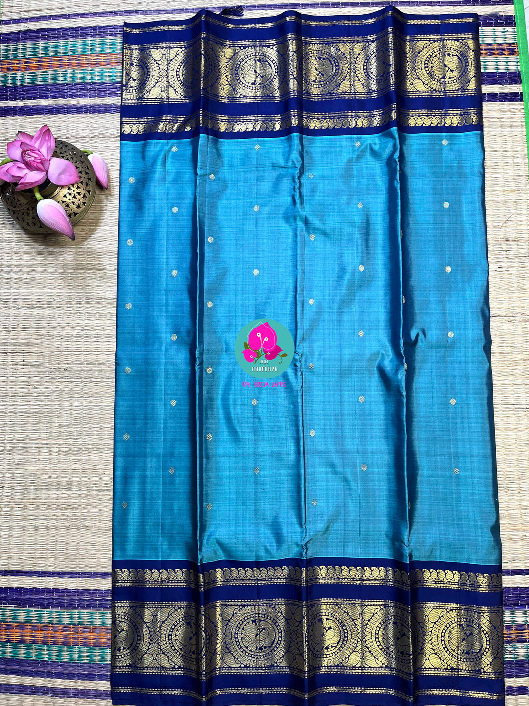 2g zari traditional border in pastel blue with royal blue a classy vintage look