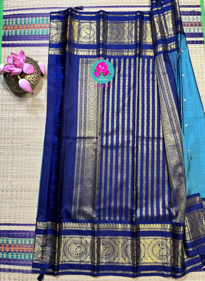2g zari traditional border in pastel blue with royal blue a classy vintage look
