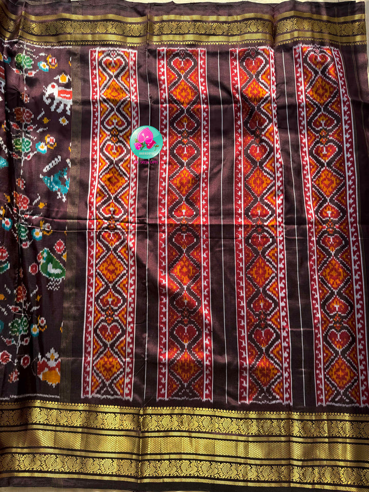 The Espresso Sonata: Pure Ikat Silk with Kanchi Border Grandeur
