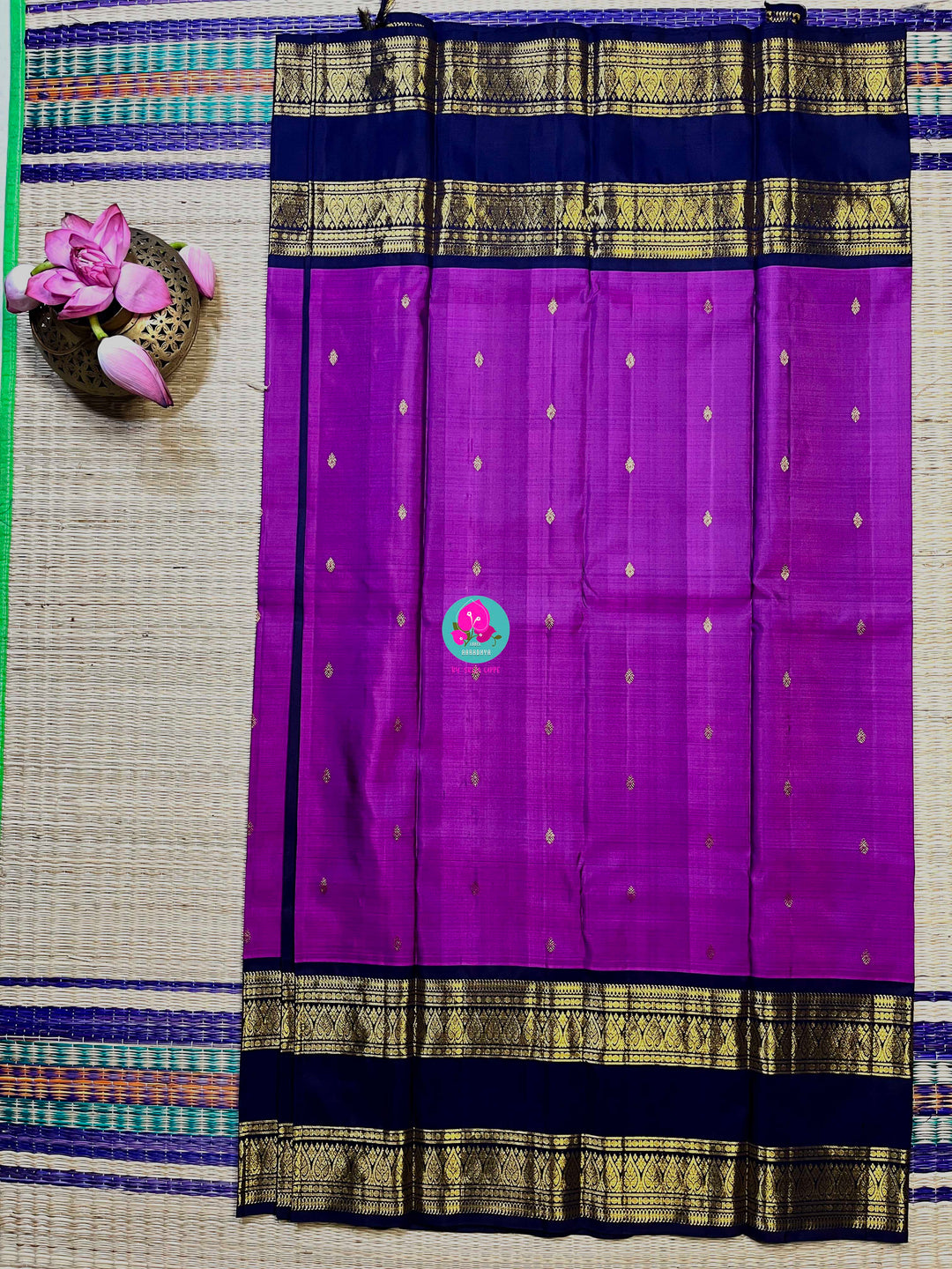 2G zari traditional gap border with luxurious magenta on body and navy blue pallu