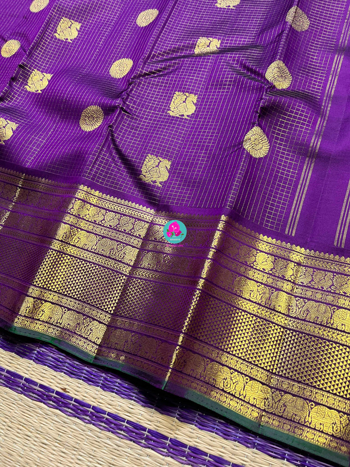 Dark purple with peacock motifs Vaira oosi design, 2G Kanchipuram handloom saree