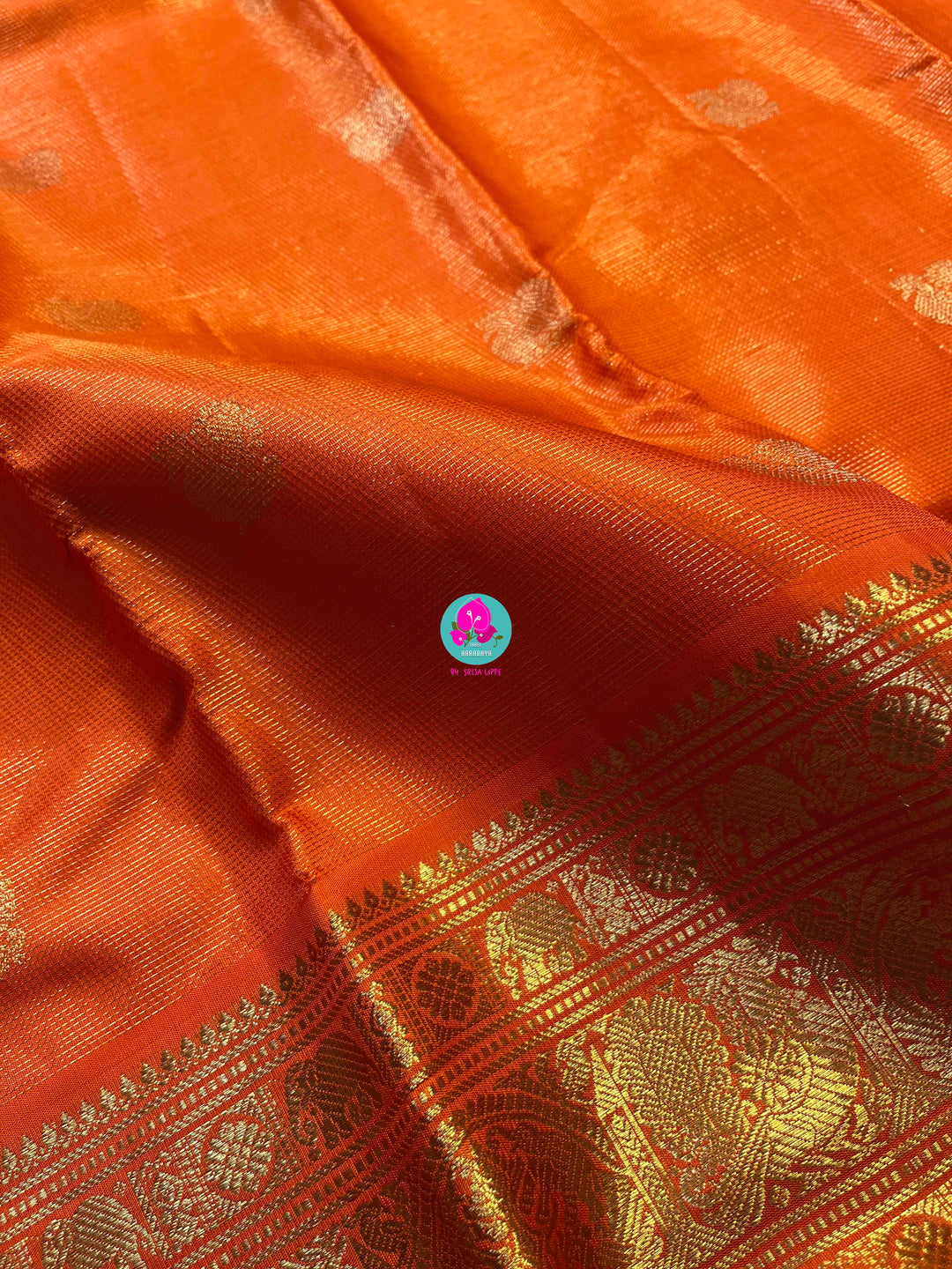 Pure Kanchipattu 3g zari traditional Vaira oosi design on beautiful orange color