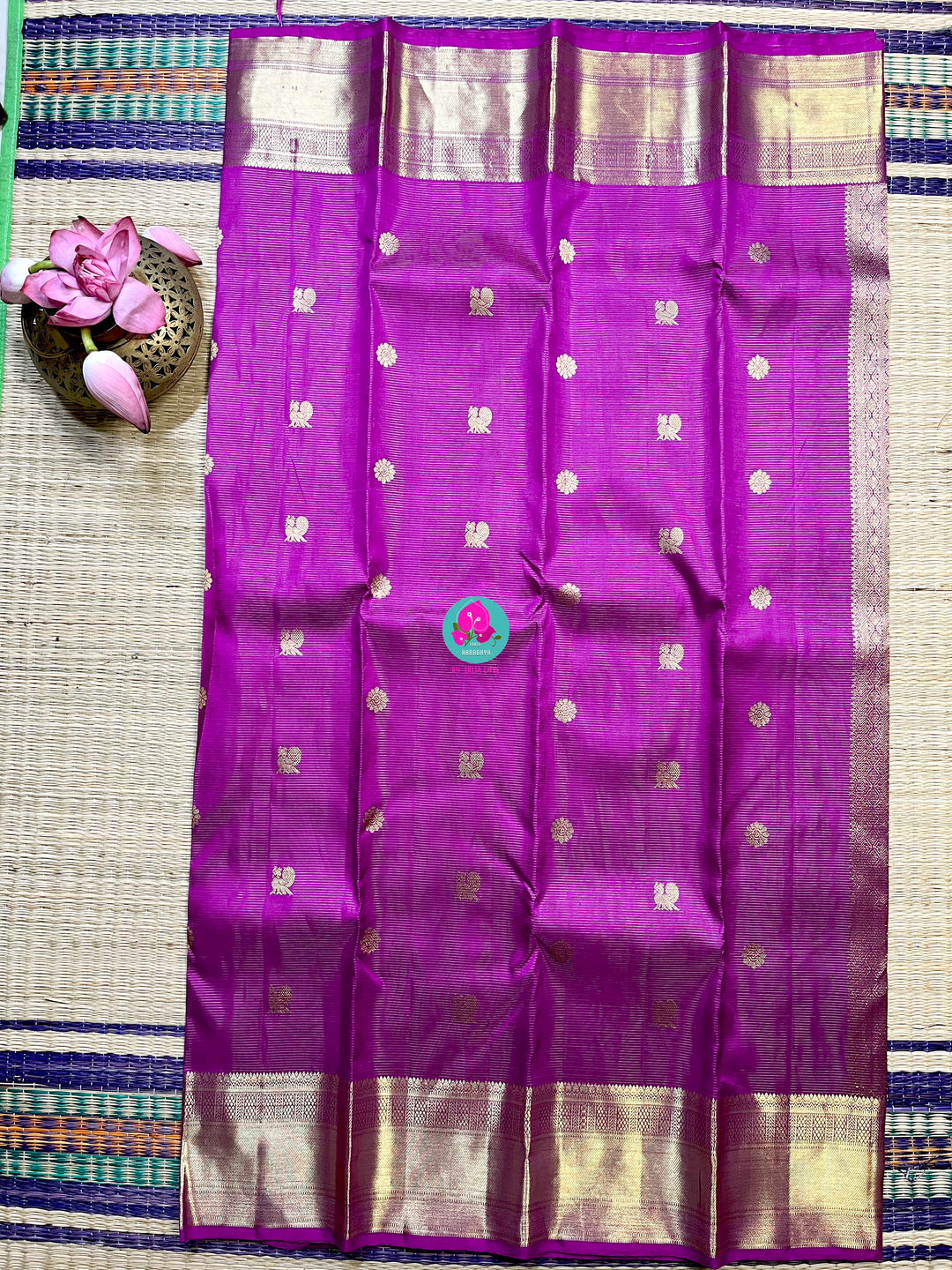 Kanchipattu 1g zari voosi design saree in beautiful shade of magenta