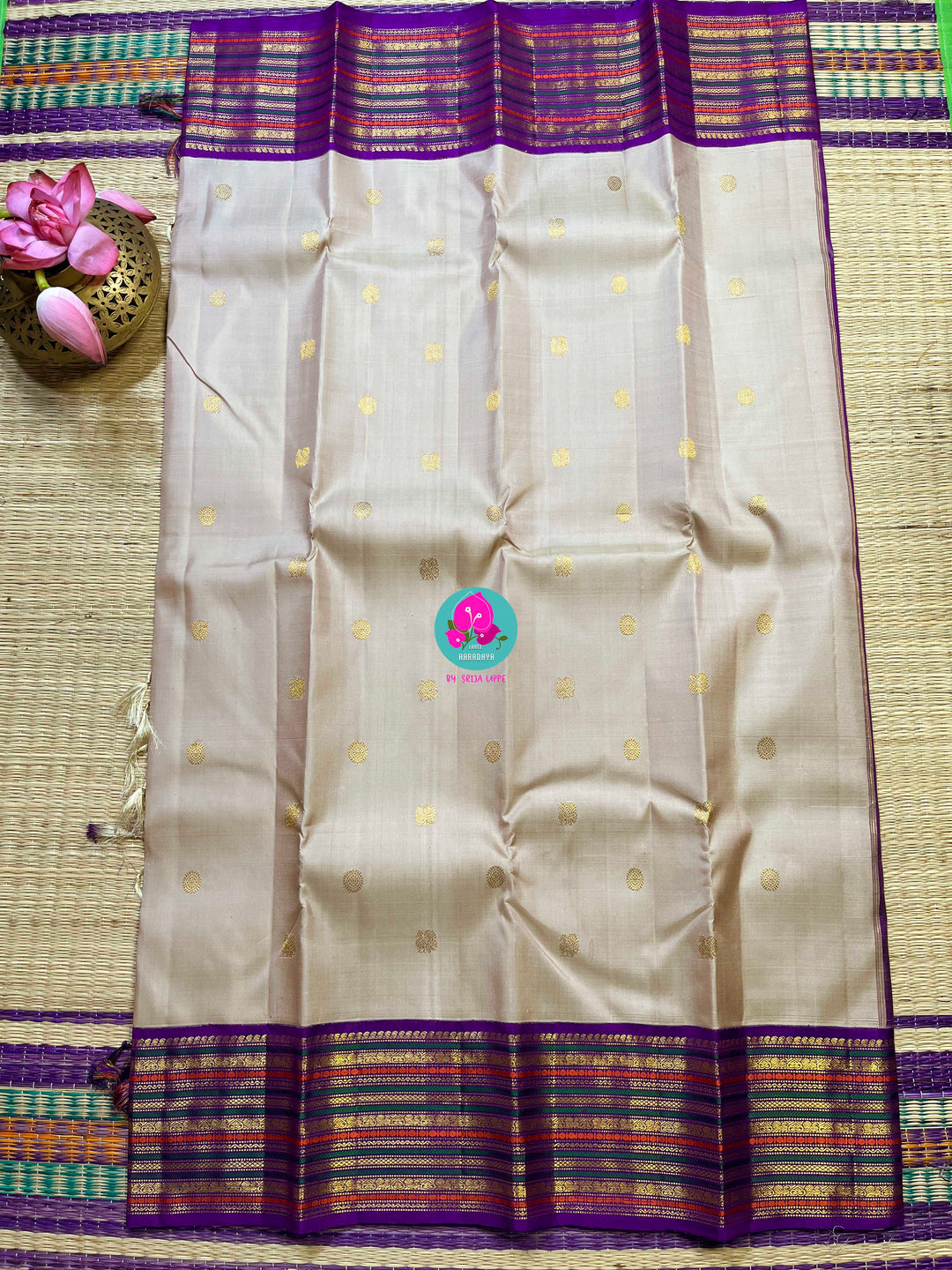 2g zari contrast purple traditional border plain butta on the body