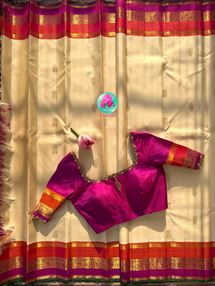 Celestial Ivory: The Pure Handloom Kanjivaram with Surya-Chandrulu Artistry