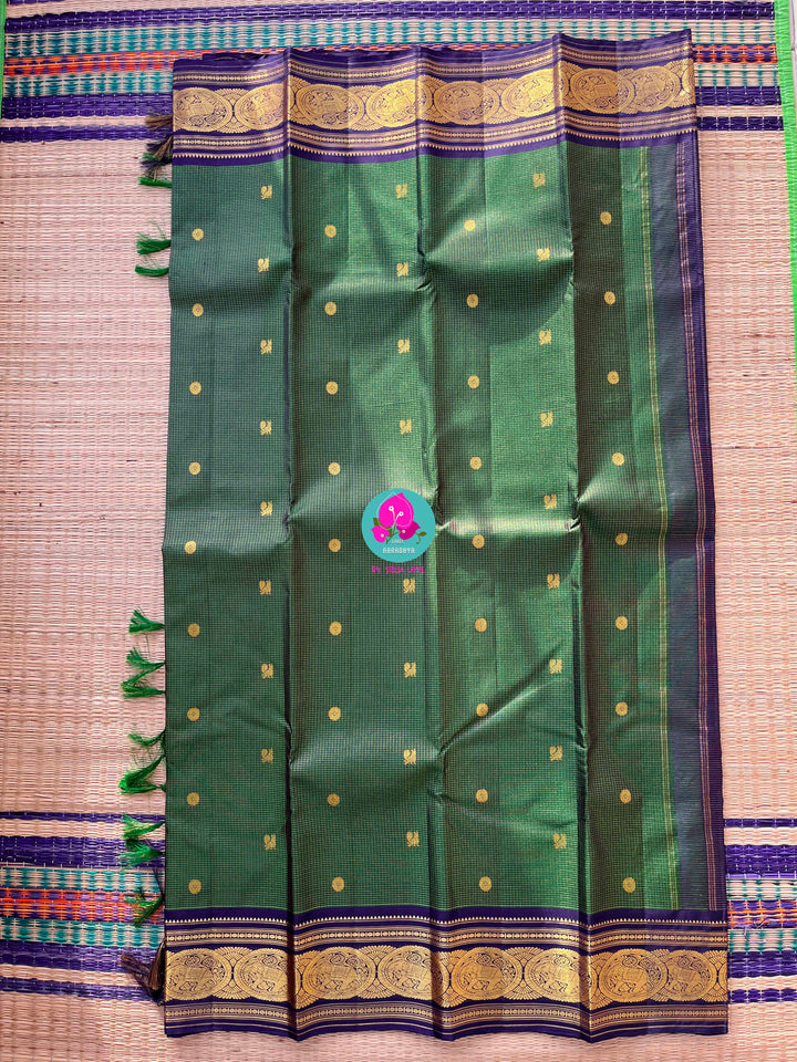 2g zari contrast traditional vintage border with vaira oosi checks butta