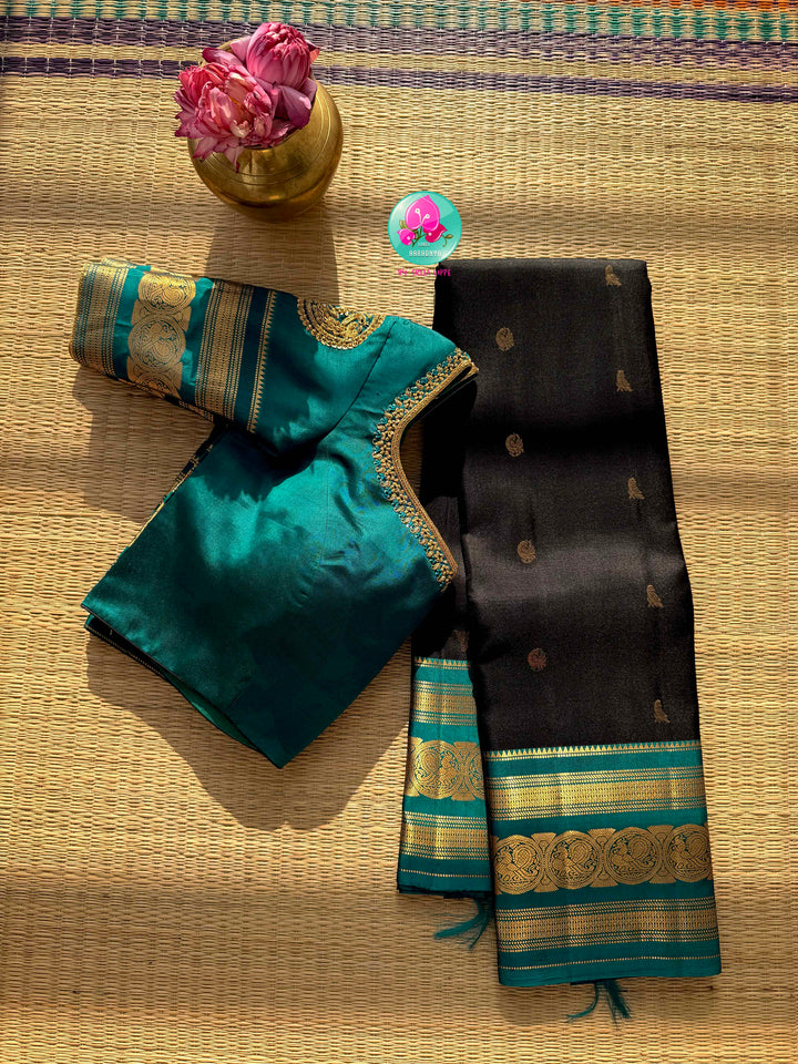 Midnight Tide: Pure Handloom Kanjivaram in Obsidian Black & Sea Blue