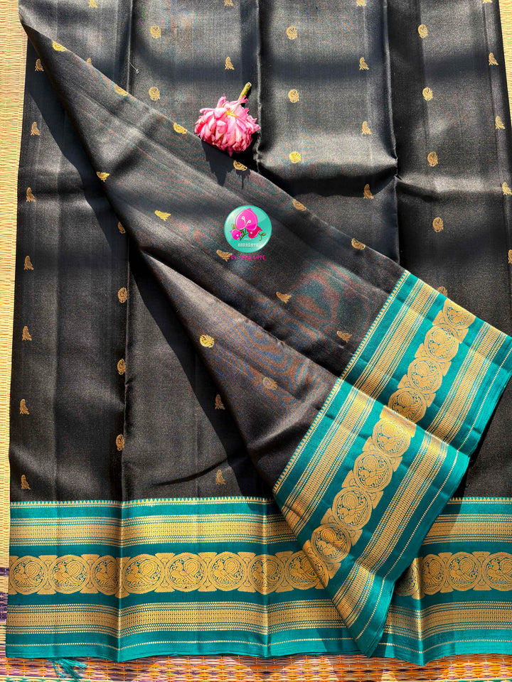 Midnight Tide: Pure Handloom Kanjivaram in Obsidian Black & Sea Blue