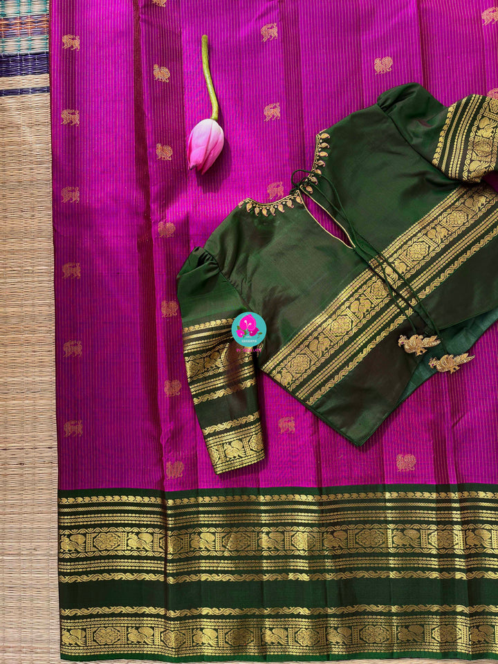 Pure Kanchipattu handloom dark magenta with deep green blouse
