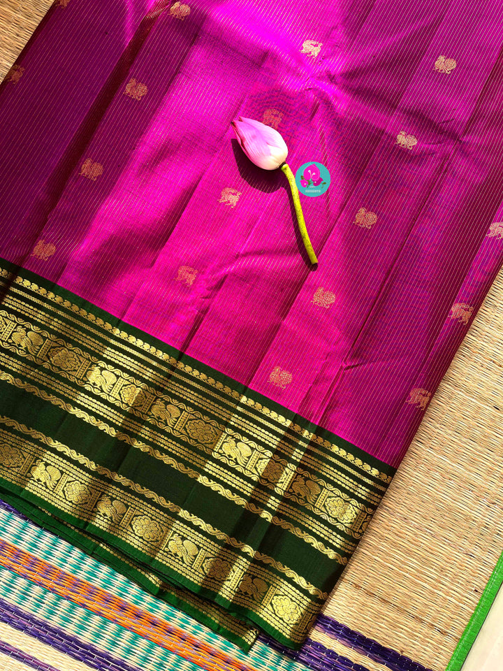 Pure Kanchipattu handloom dark magenta with deep green blouse