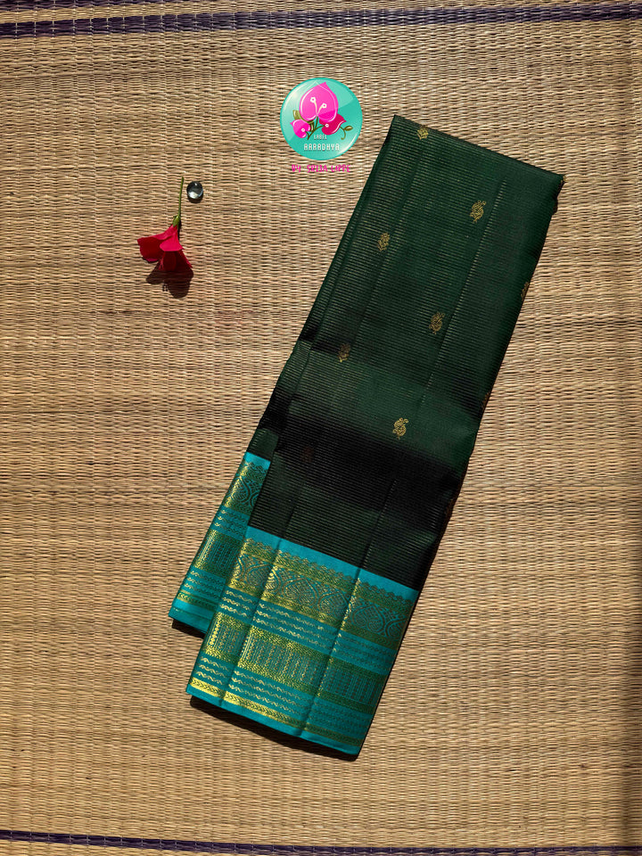 The Midnight Tide: Bottle Green & Light Blue Vaira Oosi Kanchipattu Saree