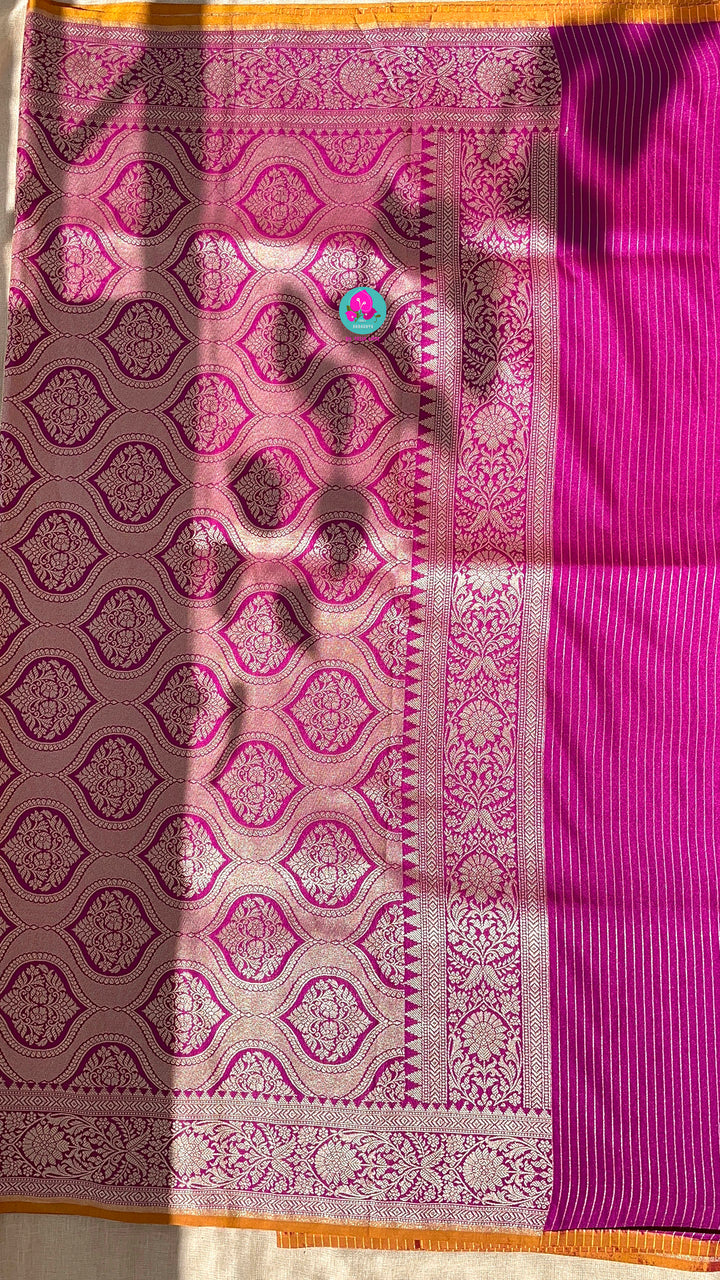 Banarasi Silk Saree with Vintage Bird motive Design - MAGENTA