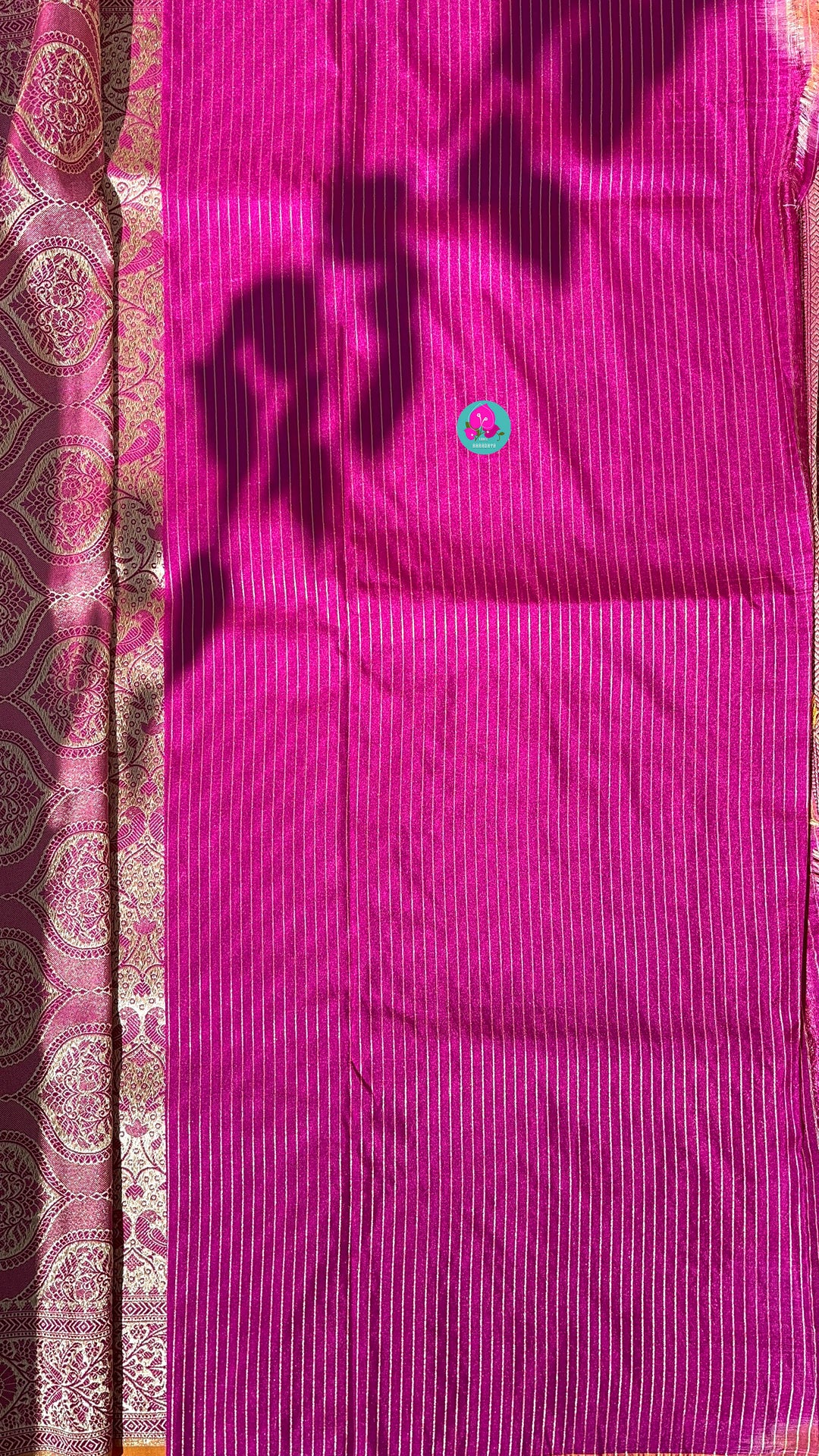 Banarasi Silk Saree with Vintage Bird motive Design - MAGENTA