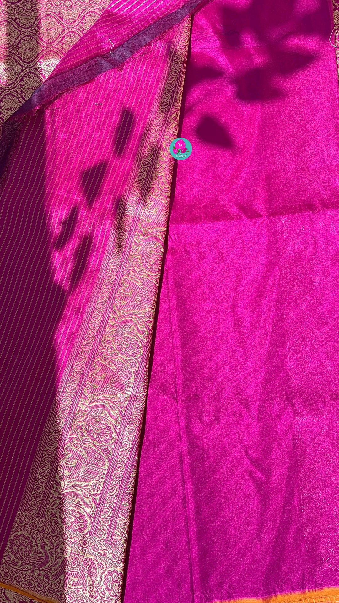 Banarasi Silk Saree with Vintage Shikarga Design - Magenta