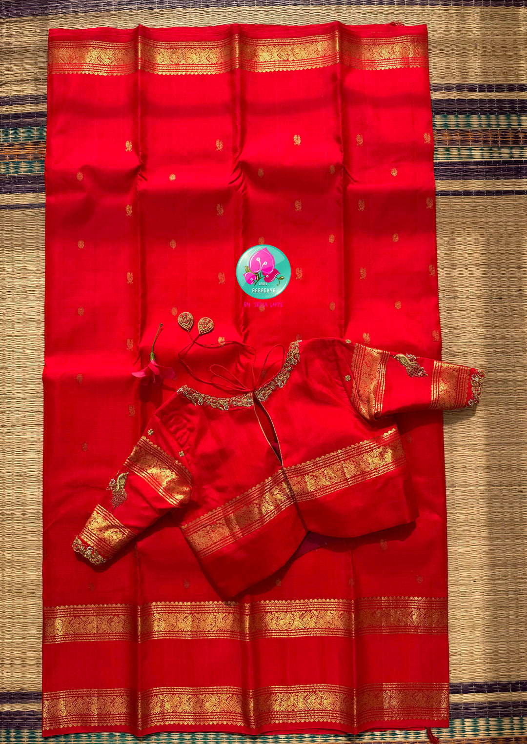 Royal Vermilion: Bright Red Kanchipattu Gap Border Saree & Imperial Peacock Blouse