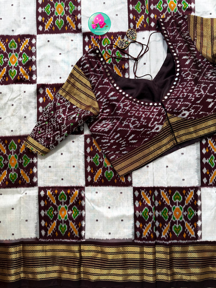 Rhythmic Geometry: The Earthy Brown & Crisp White Pure Silk Ikkat Masterpiece