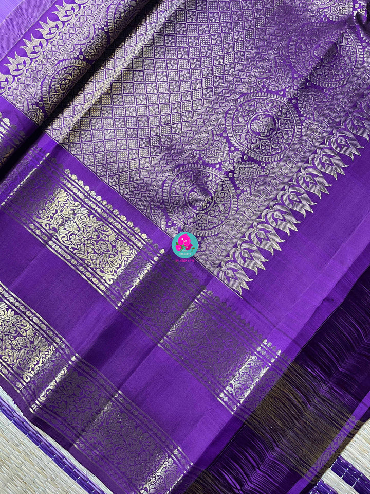 Kanchipattu Saree in Lavender Elegance with Royal Purple Grandeur