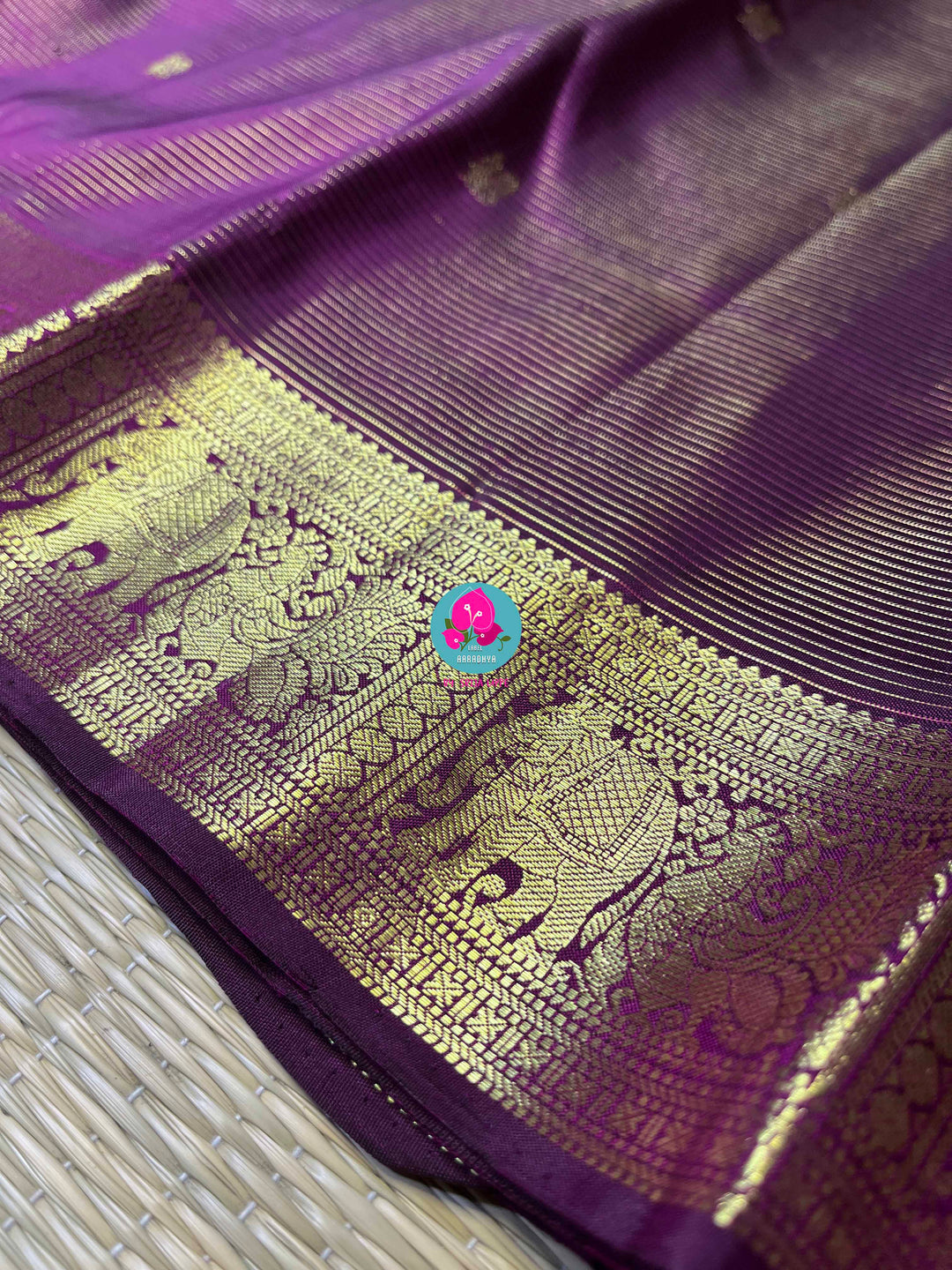 Deep royal Purple Vaira Oosi Elegance in Kanchipattu