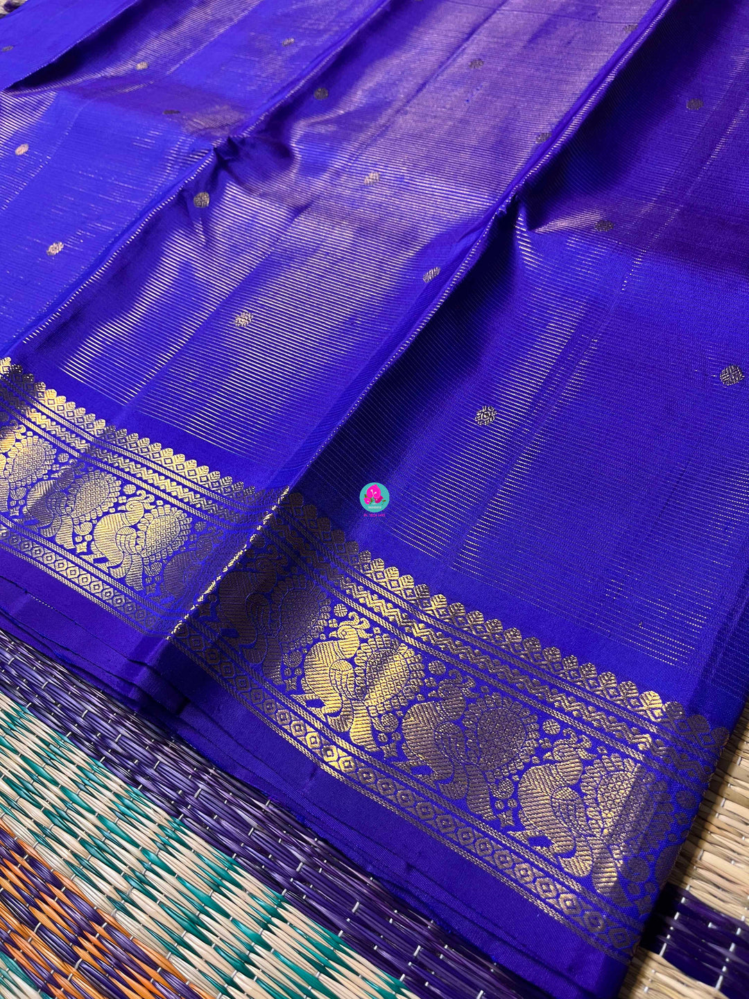 Pure Kanchipattu Handloom Saree – Where Tradition Meets Divine Radiance