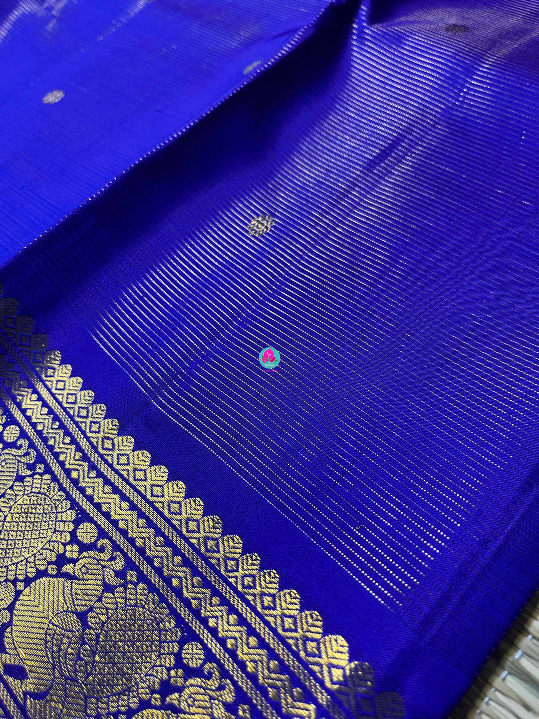 Pure Kanchipattu Handloom Saree – Where Tradition Meets Divine Radiance