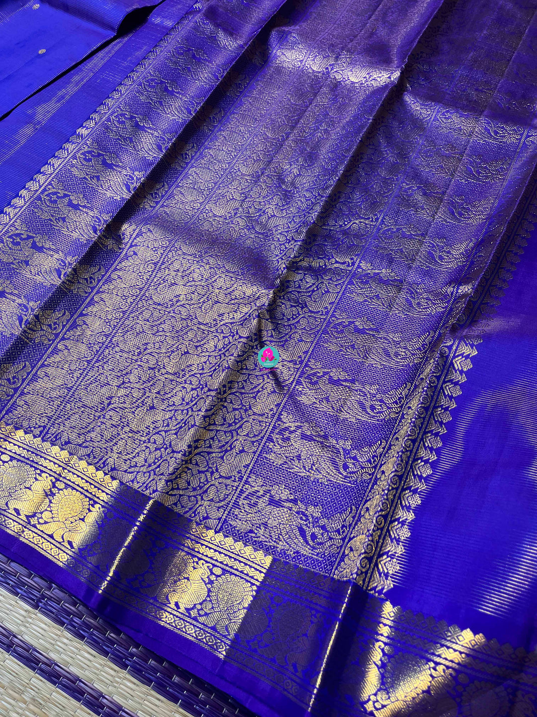 Pure Kanchipattu Handloom Saree – Where Tradition Meets Divine Radiance