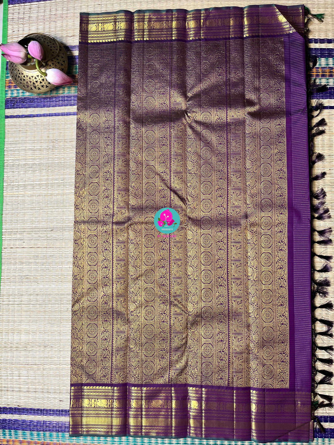 2g Zari Vaira Oosi Check Butta from Kanchipuram