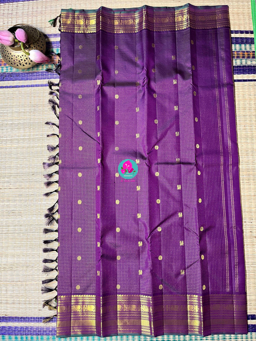 2g Zari Vaira Oosi Check Butta from Kanchipuram