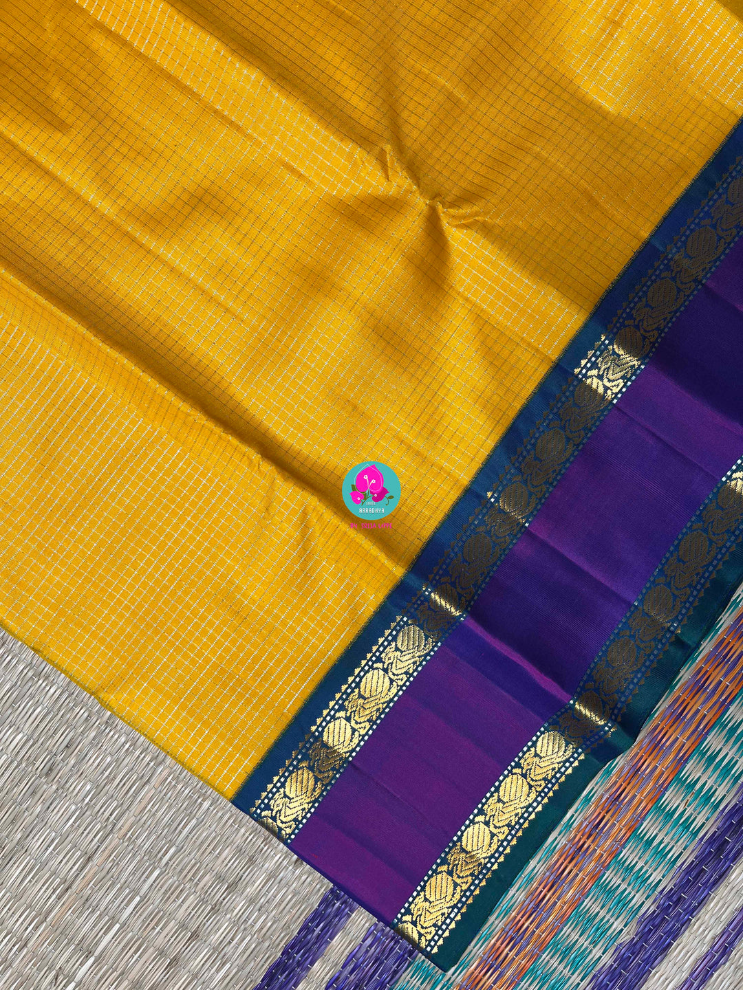 Kanchipuram saree in yellow Vaira Oosi Check, with fine 2g Zari