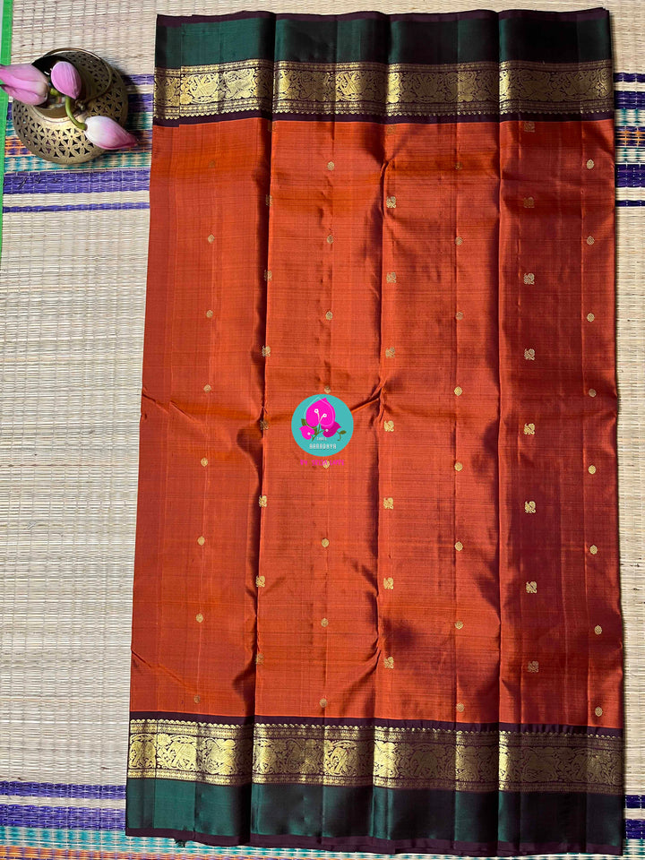 2g Zari Kanchipattu saree in rich brown and bottle green
