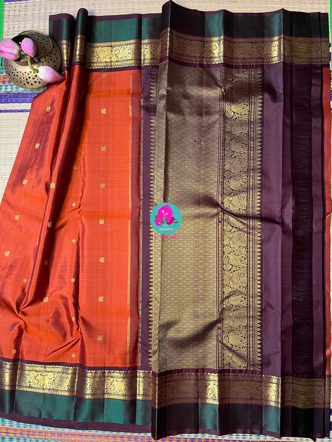 2g Zari Kanchipattu saree in rich brown and bottle green