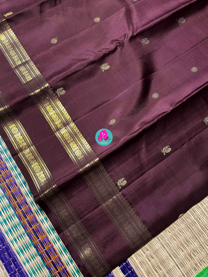 Kanchipuram 2g zari brown vintage saree