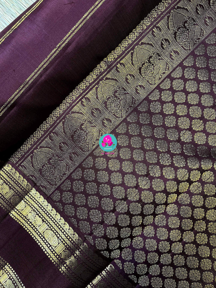 Kanchipuram 2g zari brown vintage saree