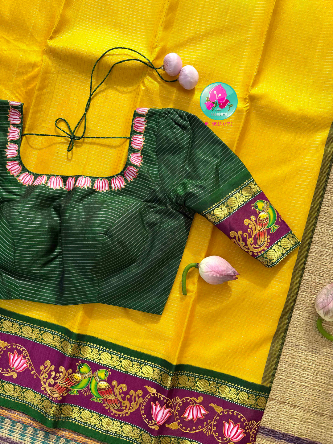 Gilded Sunshine: The Yellow Vaira Oosi Kanchipuram & Tanjore Artistry Symphony