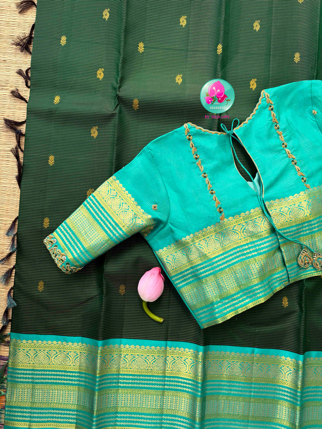The Verdant Needle-Stream: Bottle Green & Light Blue Vaira Oosi Kanchipattu