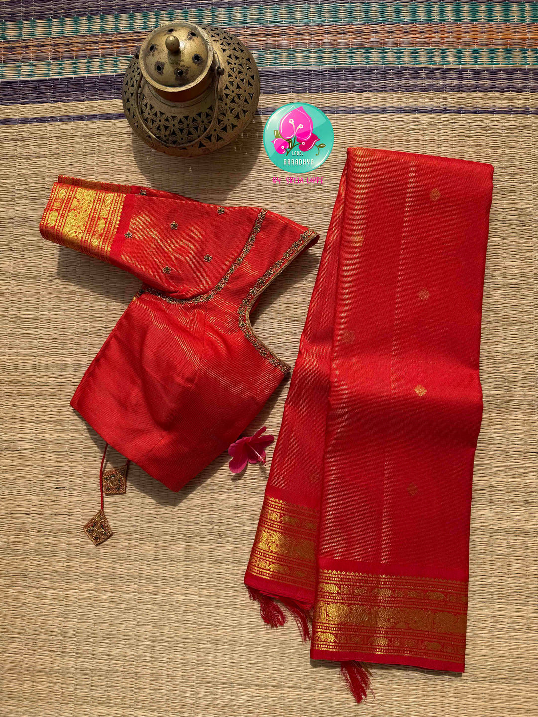 Imperial Crimson: The 2G Red Vaira Oosi Handloom Kanchipattu