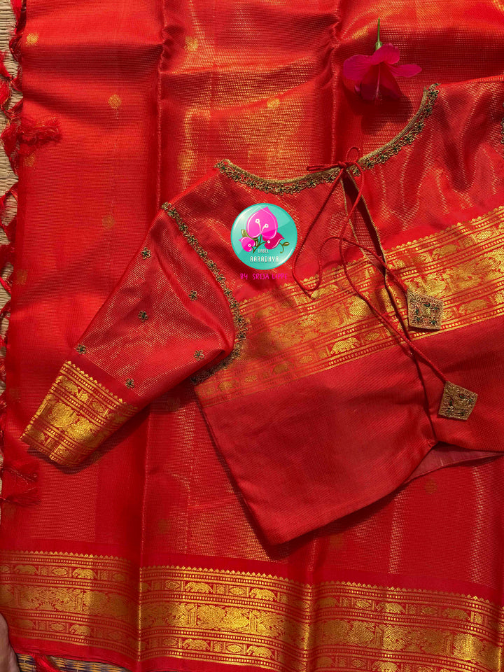 Imperial Crimson: The 2G Red Vaira Oosi Handloom Kanchipattu