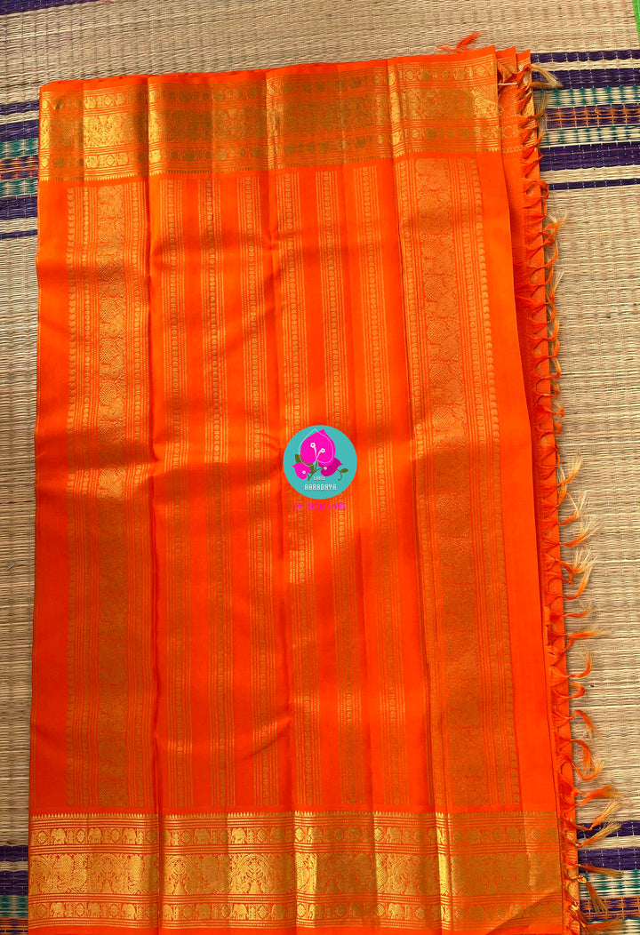 Pure Kanchipattu 3g zari traditional Vaira oosi design Saree on beautiful orange color Paired with blouse