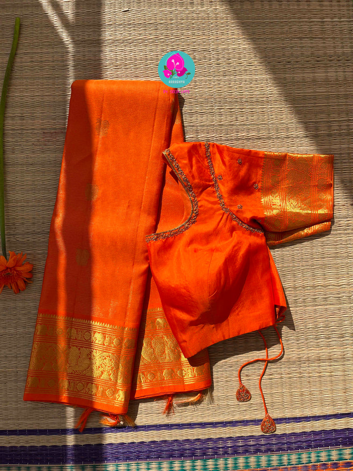 Pure Kanchipattu 3g zari traditional Vaira oosi design Saree on beautiful orange color Paired with blouse