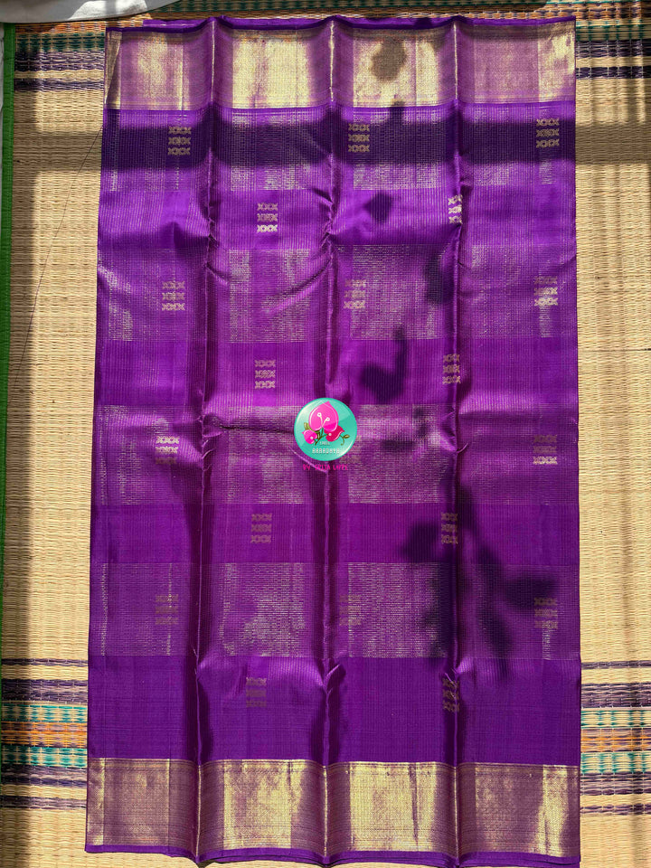 Royal Amethyst: The Purple Vaira Oosi Kanchipattu & Kolam Hand Embroidery Symphony
