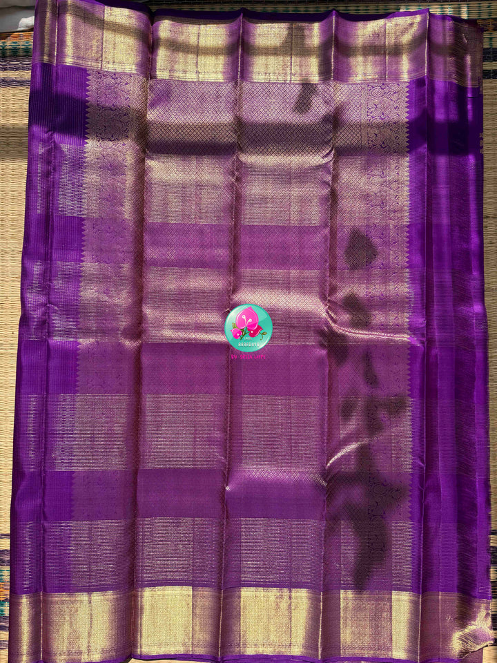 Royal Amethyst: The Purple Vaira Oosi Kanchipattu & Kolam Hand Embroidery Symphony