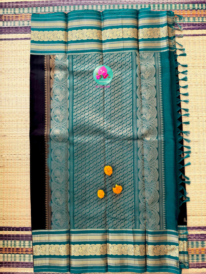 Nocturnal Elegance: Pure Handloom Ebony Black Kanchipattu & Sea Green Harmony