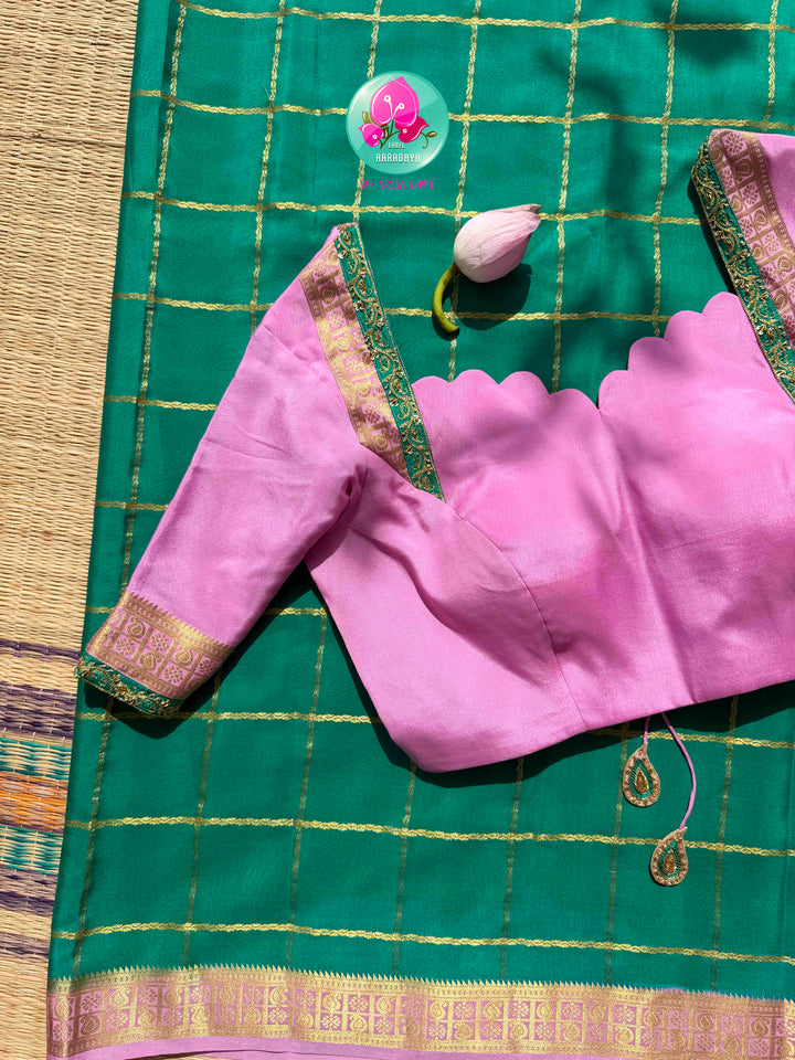 Verdant Elegance: 120gsm Pure Mysore Silk Grid Saree with Lavender Pink Harmony