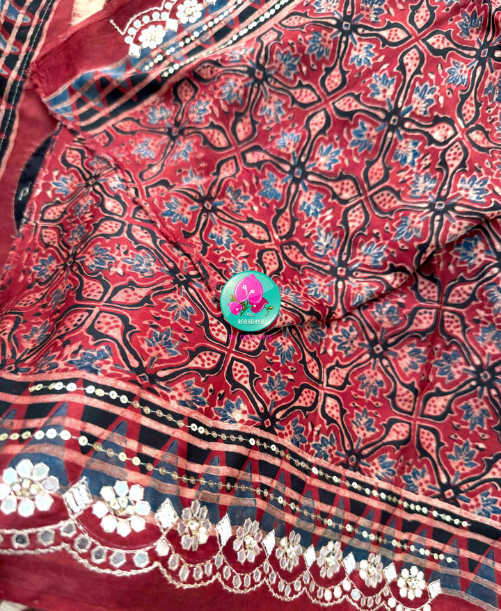 Desert Geometry & Starlit Shimmer: Pure Modal Silk Ajrakh Saree with Scalloped Artistry